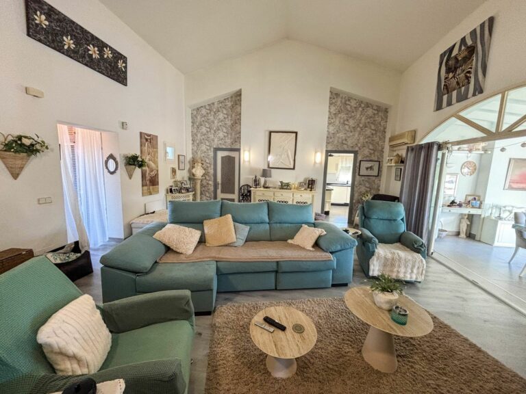 8b5e16cf52a9f9996e479969c809fa83 - 13