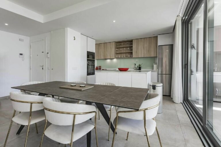 8c842751ad5f75c41c0c3a2516c2c926 - 15