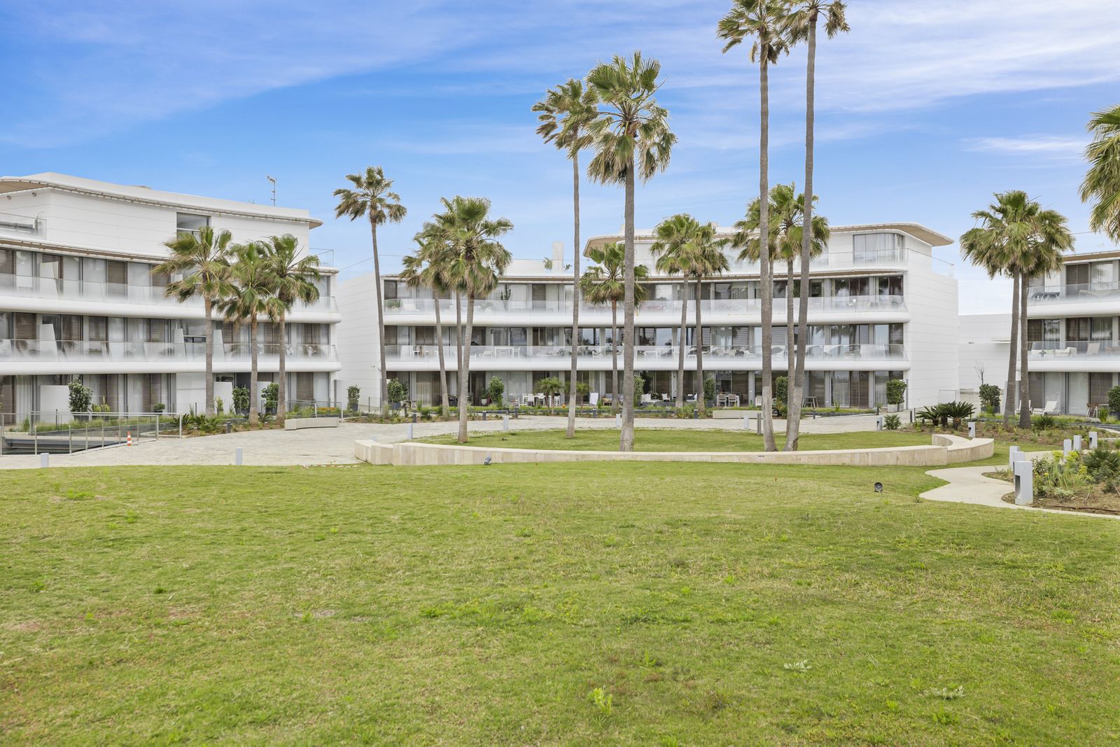 8d987ad056beaa94e5a95404b2bc7cc1 - 6