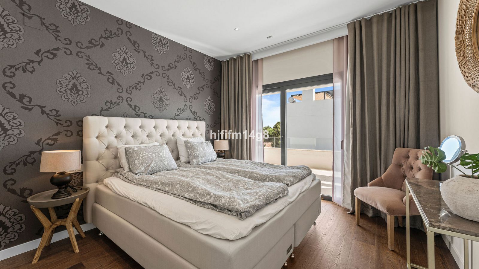 8e79bcbba589bb44adc3f7e978083b85 - 14