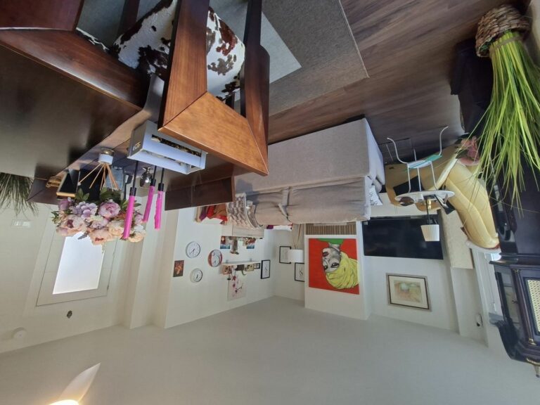 8eaedad71bb17a012ab88e5de95e9e63 - 11