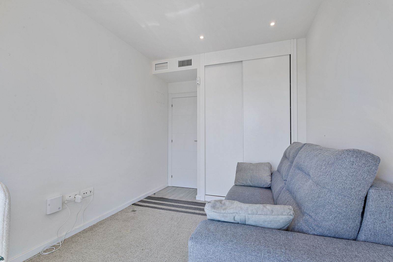 9088d3bb6d534a1a1836095469439e24 - 7