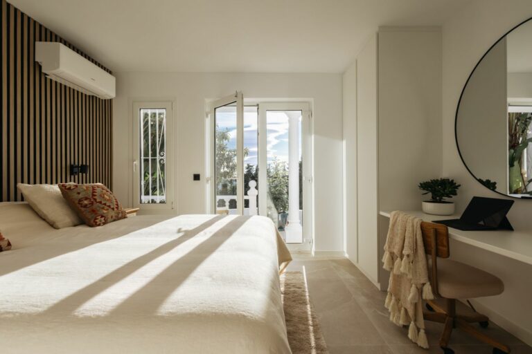 90b546f36b405033eec5b7c74c6cecf6 - 14