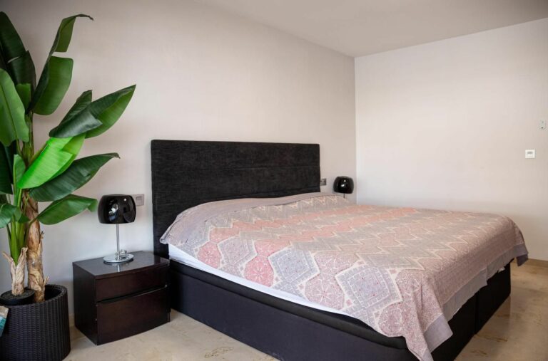 91c3eb87f9cdc553f92d9b857c2b7c02 - 13