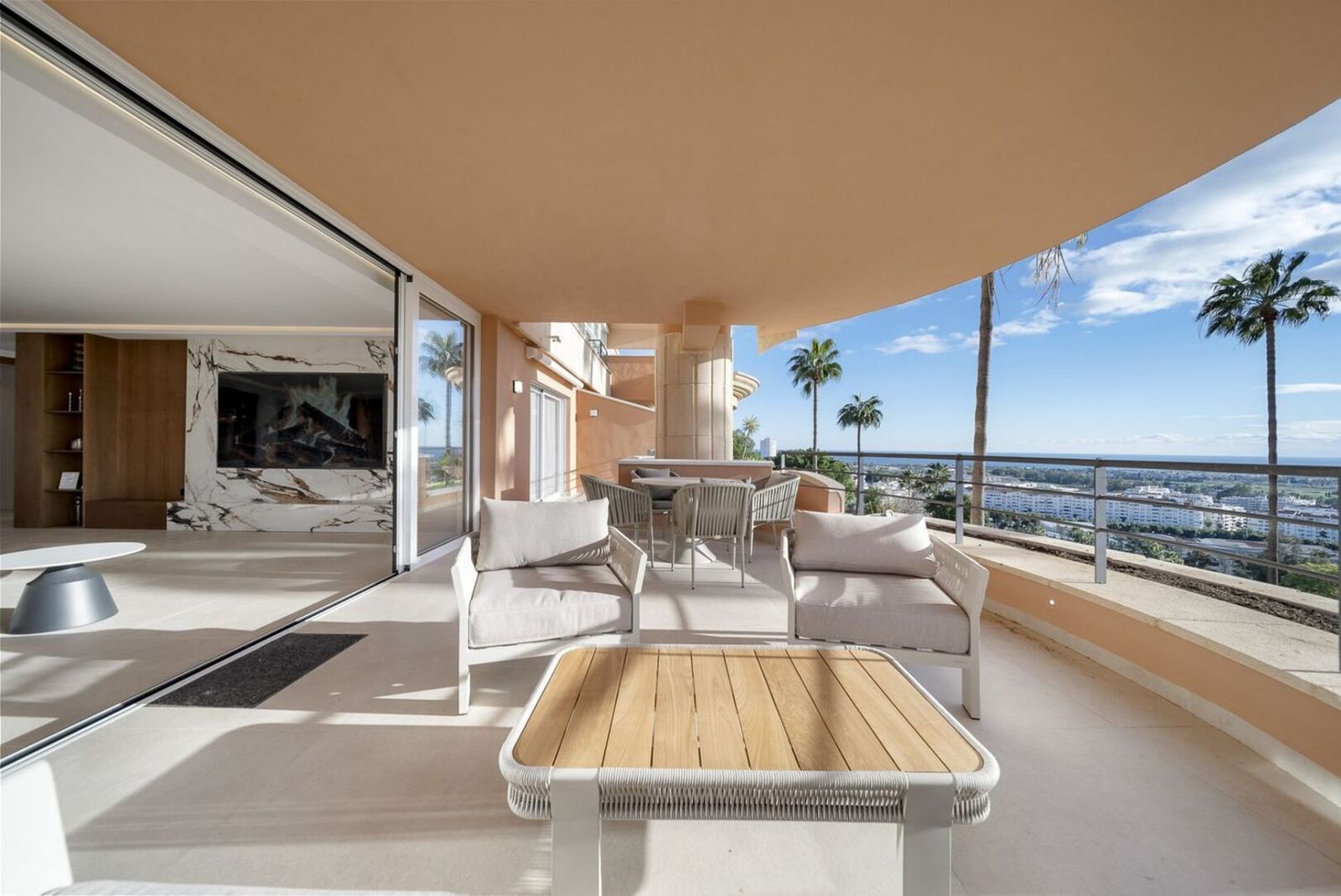 91e6eaea63f95ce1dca9134c8819503e - 4