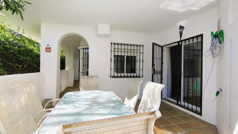 9263b79a53a37a4a4130f69a0360f9c6 - 14