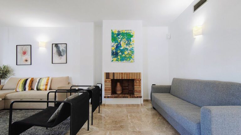 9263b79a53a37a4a4130f69a0360f9c6 - 9