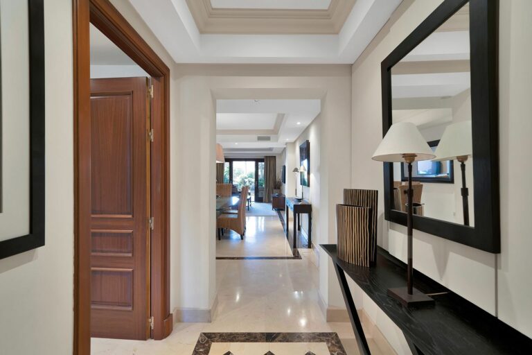 9376cb9c9337ba7d70b7f30532eb13b8 - 14