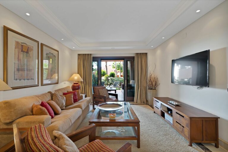 9376cb9c9337ba7d70b7f30532eb13b8 - 6