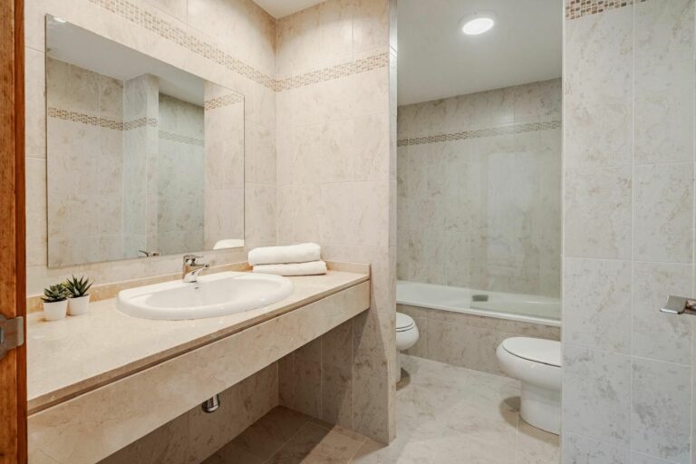 94fa029926b4e037e7e853e2ebdd053a - 10