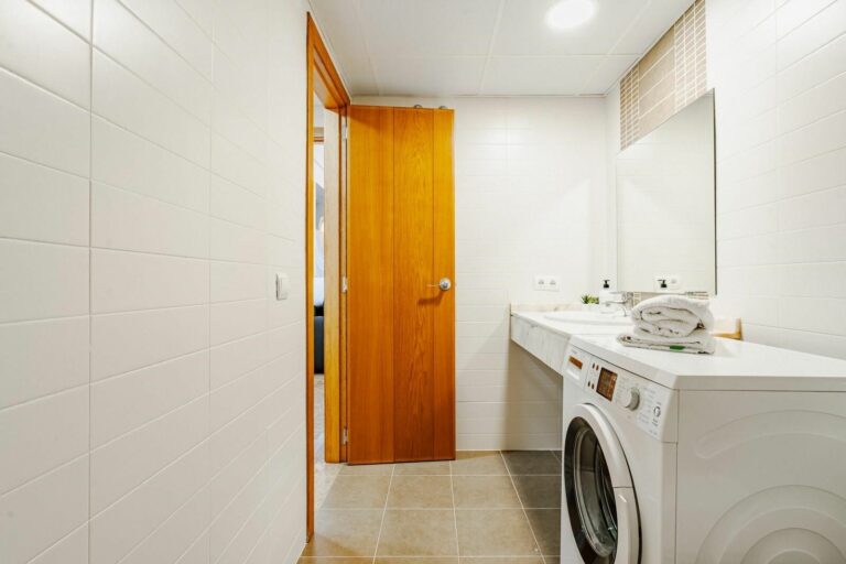 94fa029926b4e037e7e853e2ebdd053a - 13