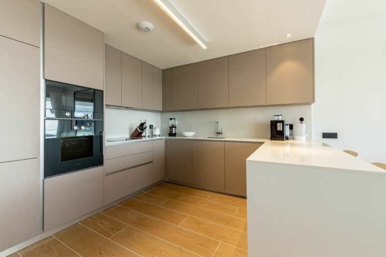 94fcff563d155defc28f33a3f61f0eed - 15