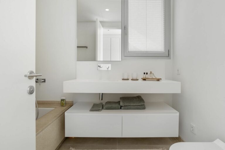 952b1c12039b2b13aa48fc9f9fd76a1a - 13