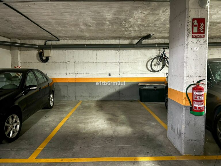 9595e00cdf628b659d7ea3dbe5bf51ab - 14