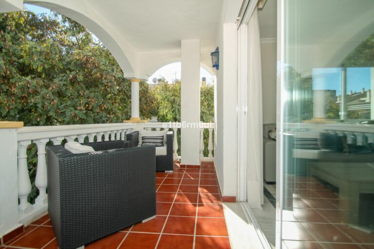 9595e00cdf628b659d7ea3dbe5bf51ab - 5