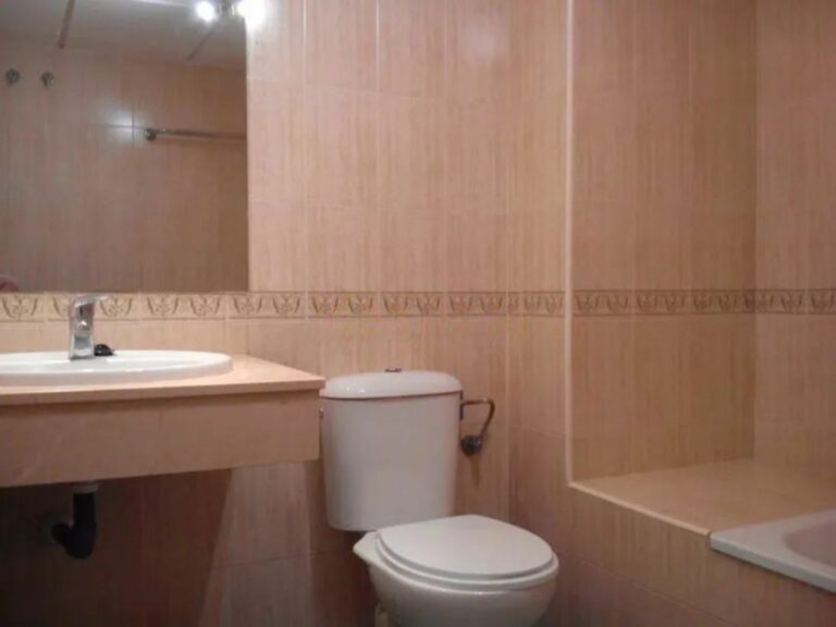 972b179a4189831bd2e923b61951c528 - 5