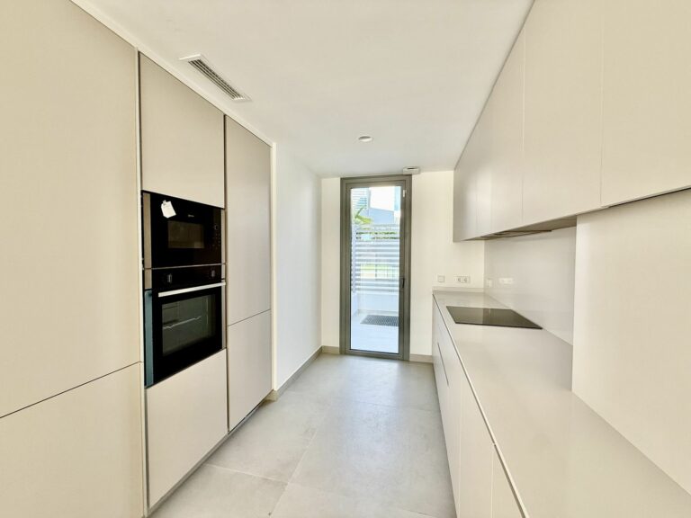 9870b81ca62ccd4b97c7832b6d6771d6 - 14