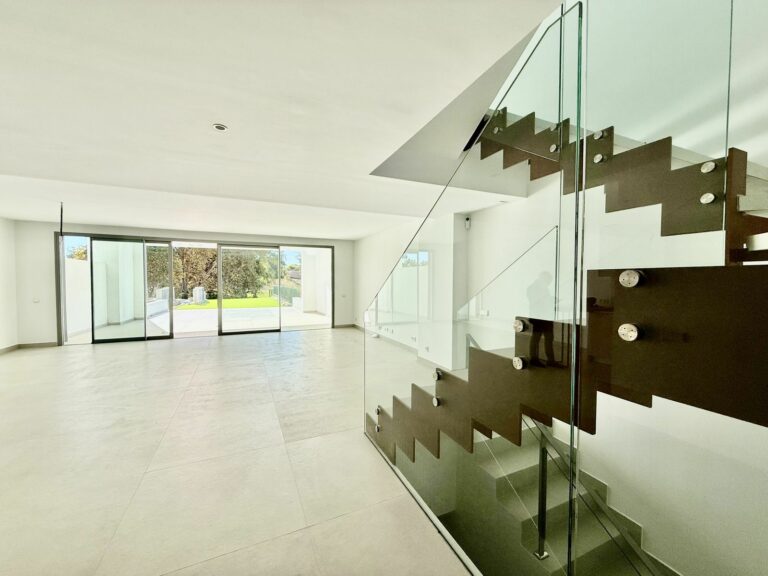 9870b81ca62ccd4b97c7832b6d6771d6 - 6