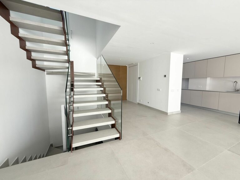 9870b81ca62ccd4b97c7832b6d6771d6 - 7