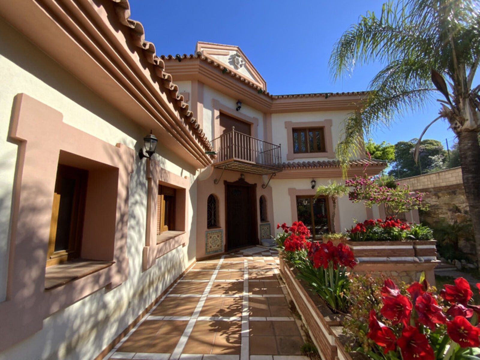 9b6953bce4f956ea06aa86819e733c42 - 2