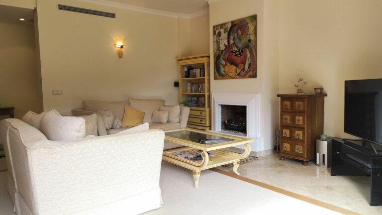 9c7af204779766b4a874c9676f5c7f5d - 11