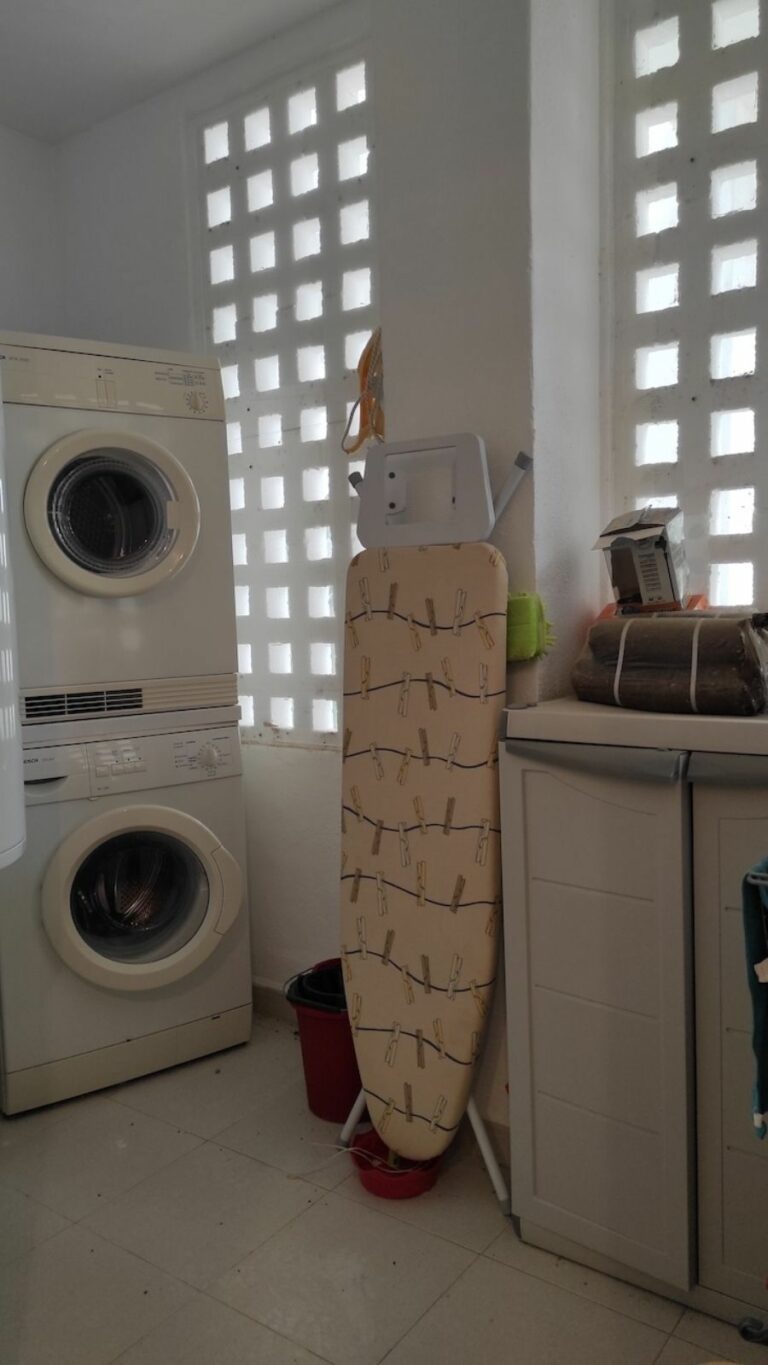 9c7af204779766b4a874c9676f5c7f5d - 16