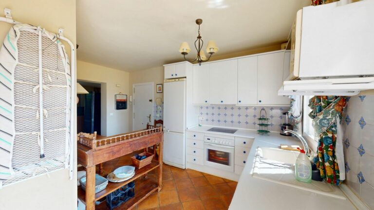 9d26f1b55758074aa087ab964dd0ba0b - 6