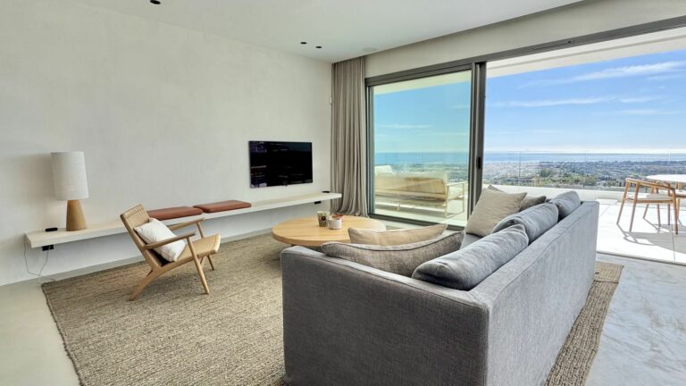 9d8f7416395da71b7dd38df671eb83a7 - 4