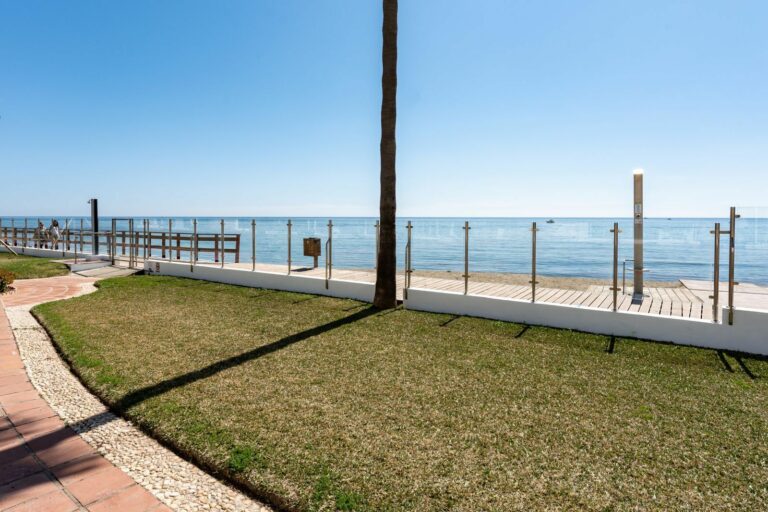 9e42b352a2ca1c72f0bec17f872f33e9 - 4