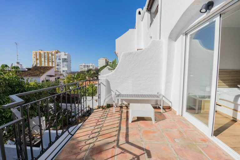 9e521b028666ddab72c3d0c6089a6f67 - 10