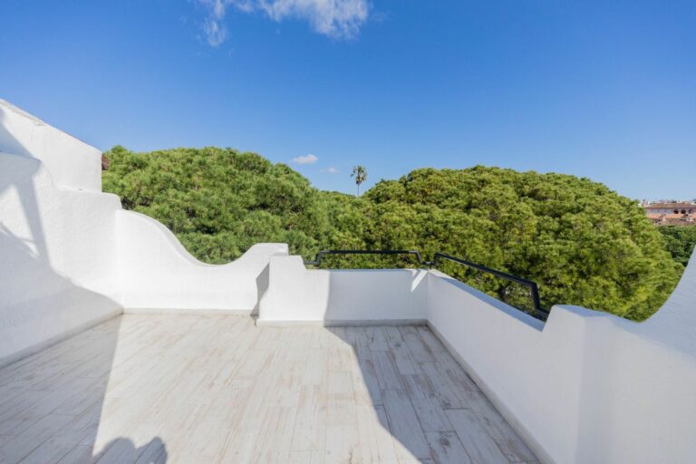 9e521b028666ddab72c3d0c6089a6f67 - 7