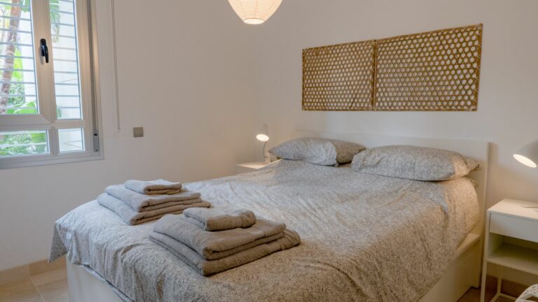 9ef44aad40f6e6b59fdcc9f92eade0d7 - 16