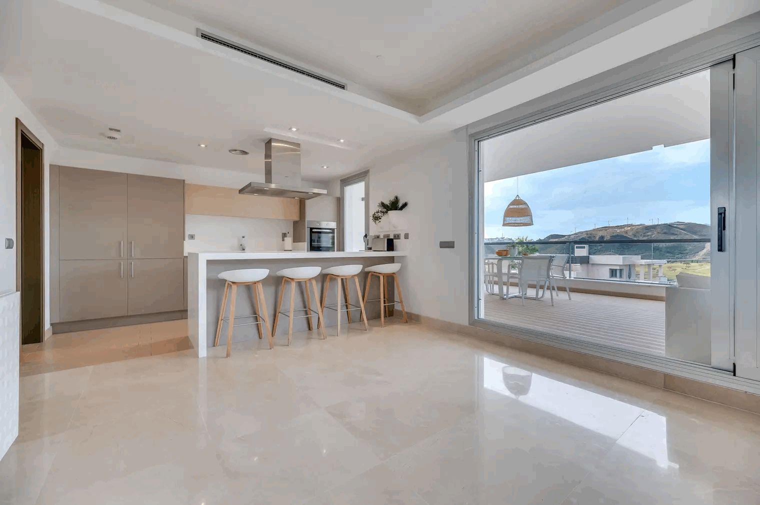 9ef44aad40f6e6b59fdcc9f92eade0d7 - 3