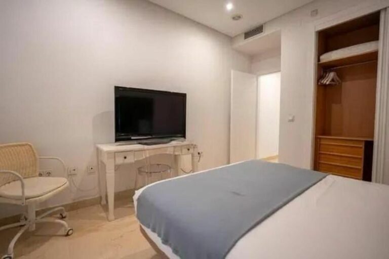 a0769fd301a3b7acc78f0bd92b251b27 - 16