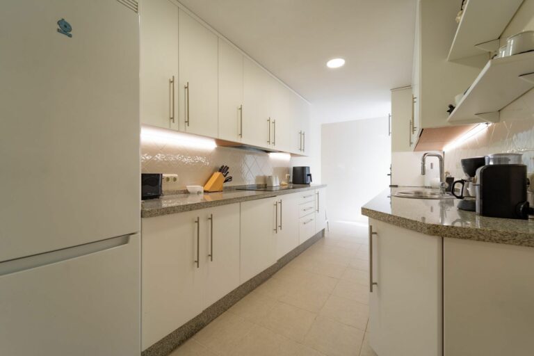 a2702789c3ec31af098d4f65cfddaf2b - 14