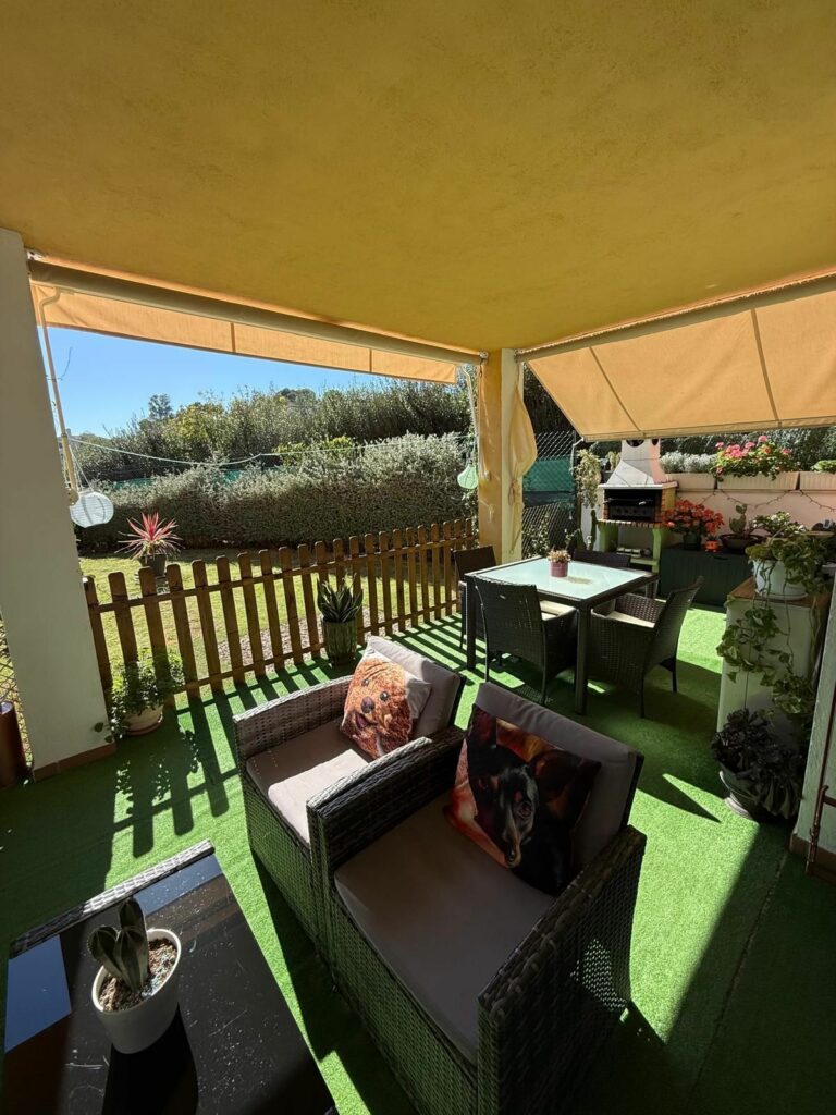 a32d292e7740444bfdb30a4916d9809b - 1