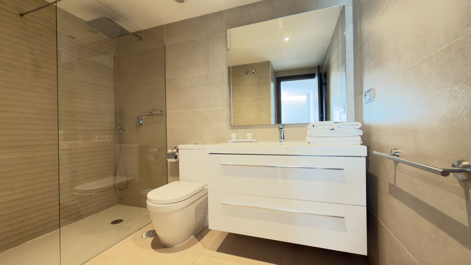 a4c08d18d89d4fef9e5e449f33a39a4d - 13