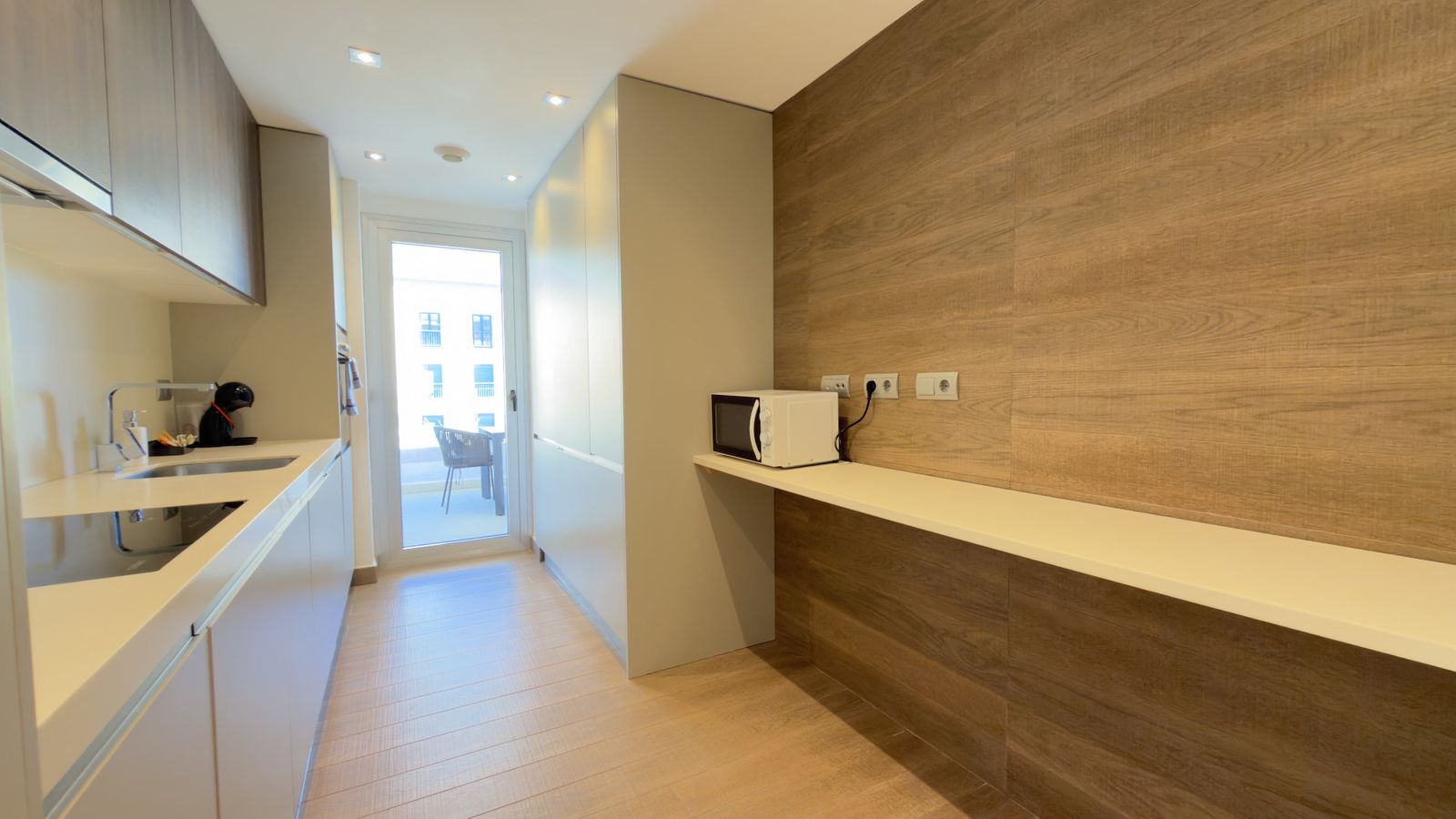 a4c08d18d89d4fef9e5e449f33a39a4d - 5