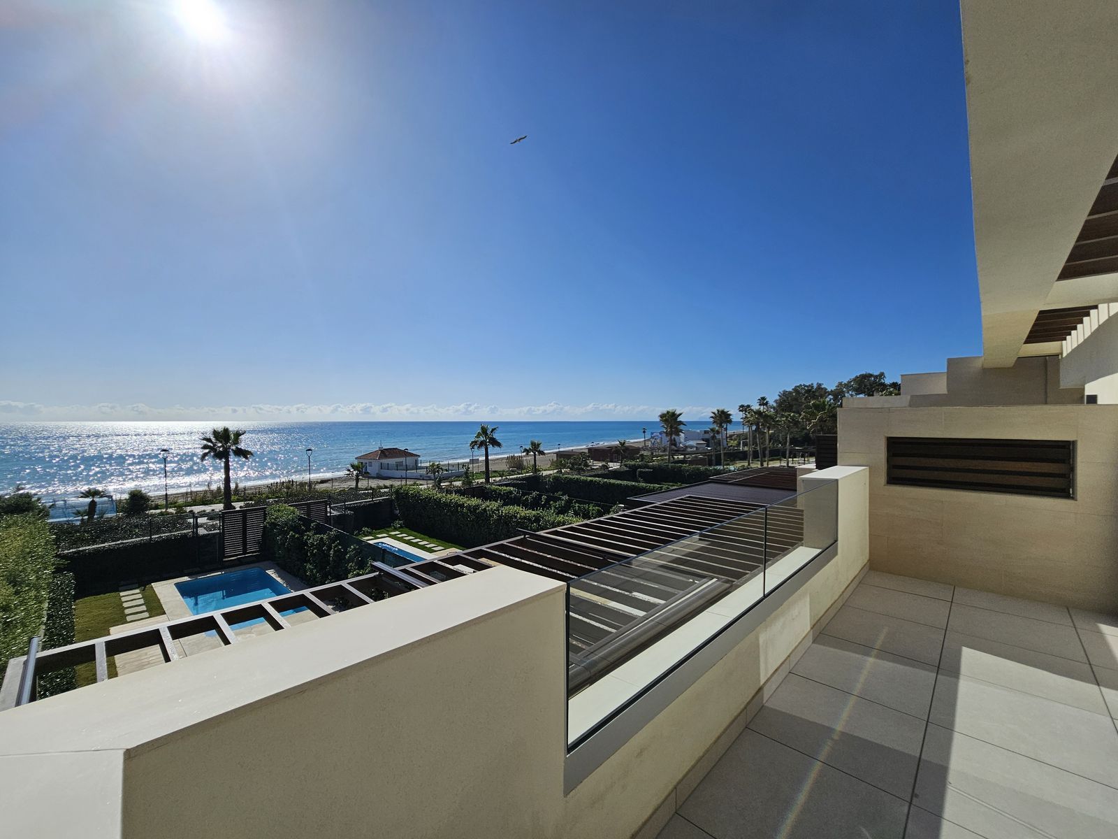 a5bba55c5ee818e23d1a75c3ebfa9bf0 - 2