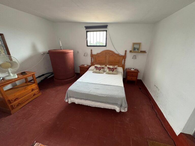 a76853c83dbc181a91ddce66b0f44849 - 12