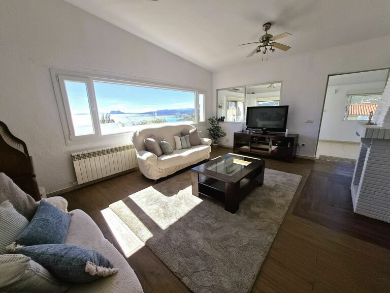 a8b938497e3f9d6e953656c5bb03a120 - 11