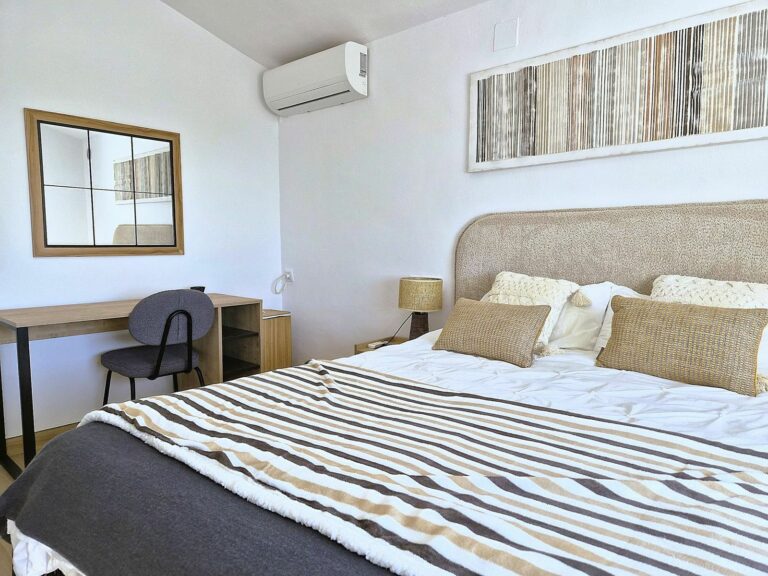 a8b938497e3f9d6e953656c5bb03a120 - 16