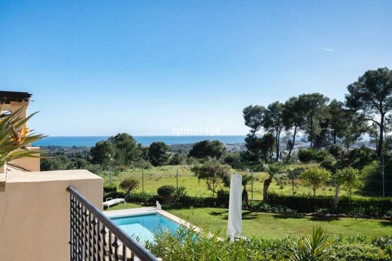 aa14b1a61facd5a2414cf2b89ce4f470 - 2