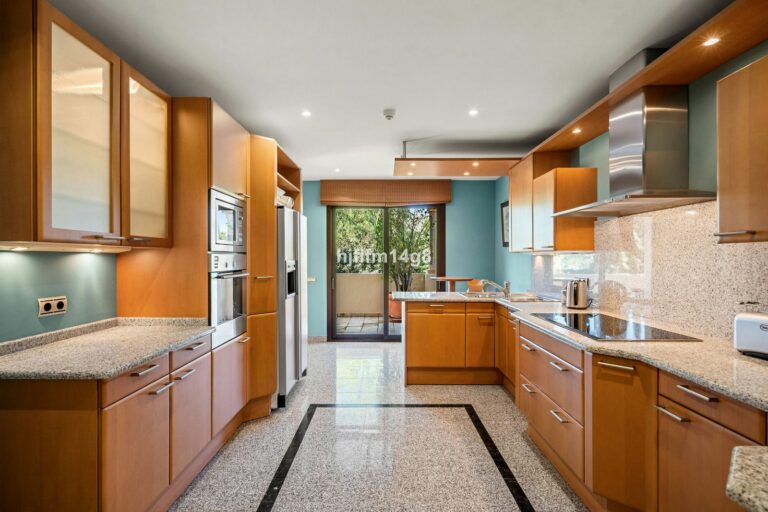 aa14b1a61facd5a2414cf2b89ce4f470 - 7