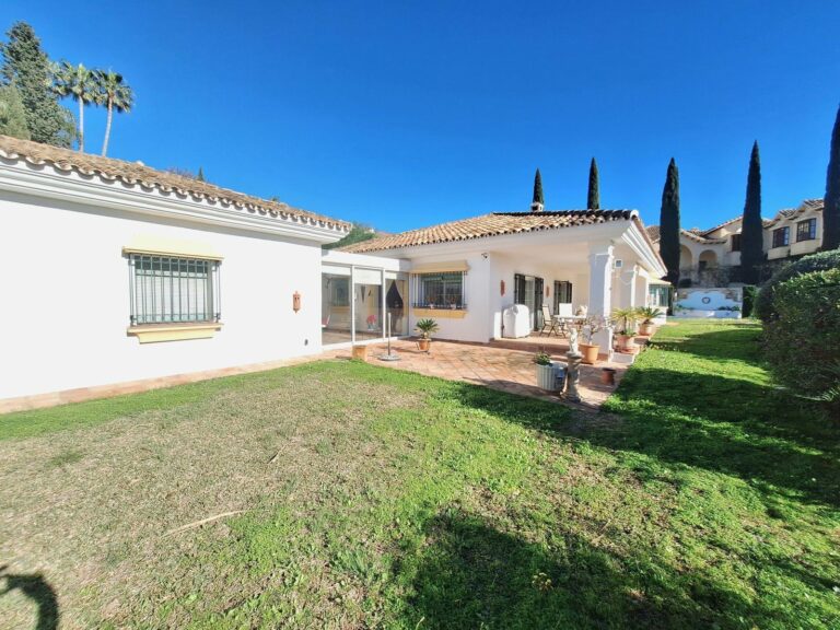 aaabe8456b9a4fe18e017ec8ff668112 - 16