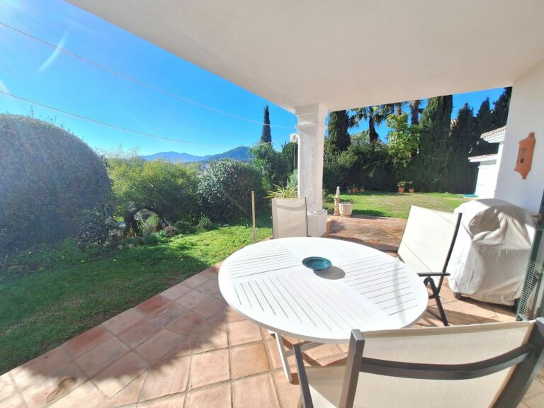 aaabe8456b9a4fe18e017ec8ff668112 - 4