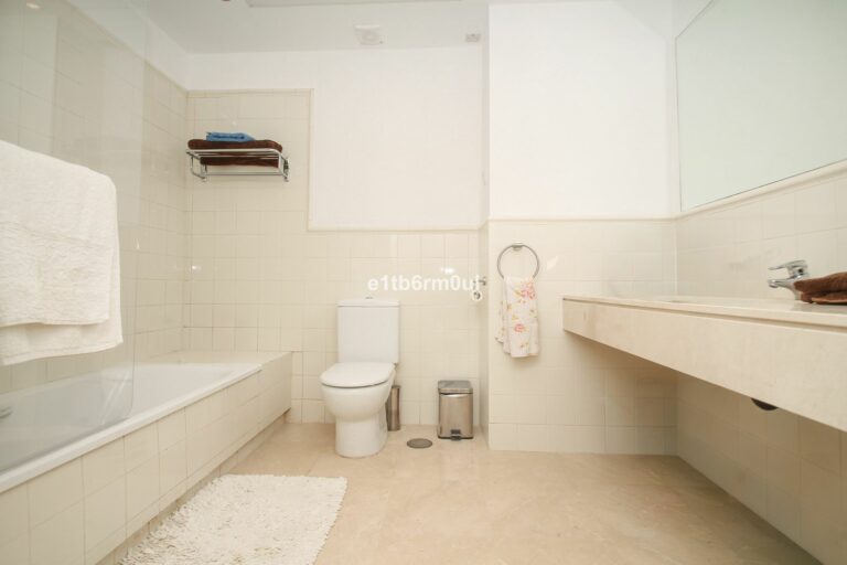 ab280670938c588147ae049a6b85b309 - 12