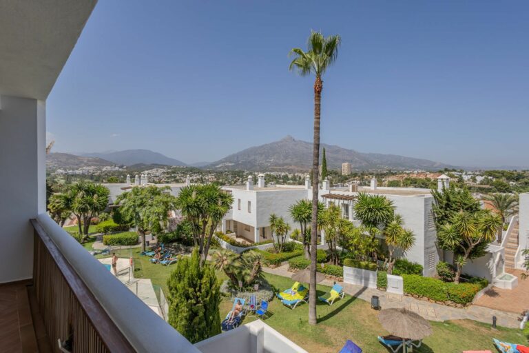 ab393e0c2e934e0f196a260b2895b6ff - 14