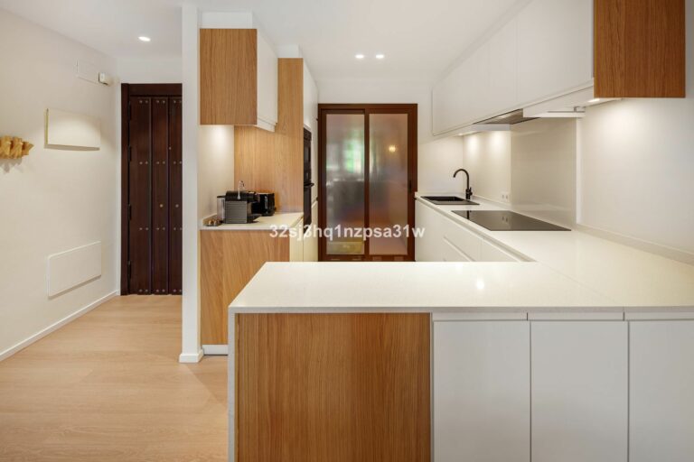 ab3de1801f15dca86c040a55a477c706 - 11