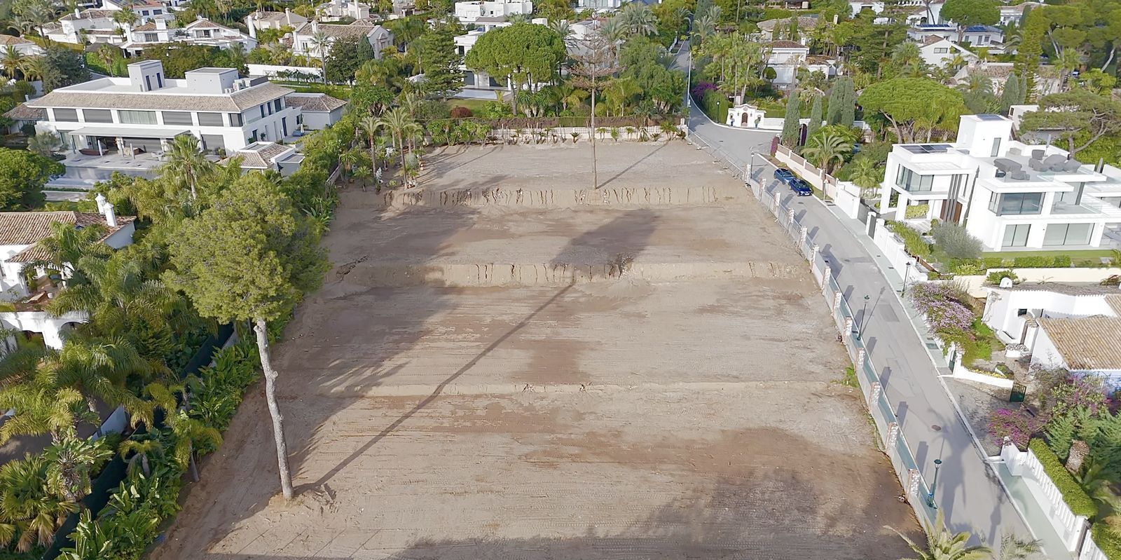 abeaf57a900f9124dbc8c0373e006e69 - 2